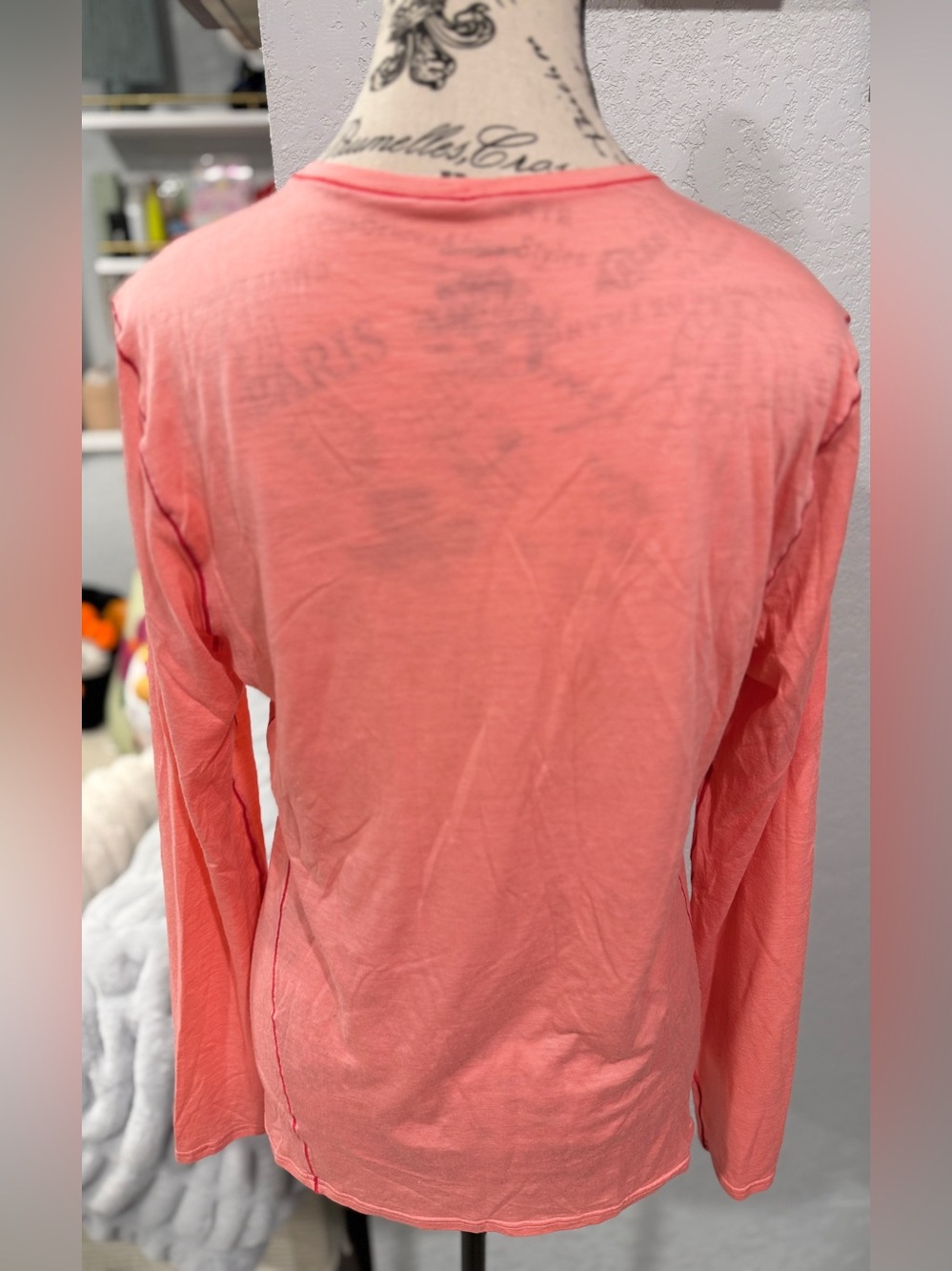 Patagonia Women’s Coral Pink Long Sleeve Lightweight Performance Shirt Medium - Picture 7 of 8